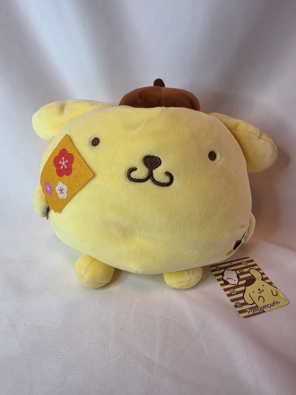 Sanrio Yume Twins Exclusive New Years Pompompurin Plushi.